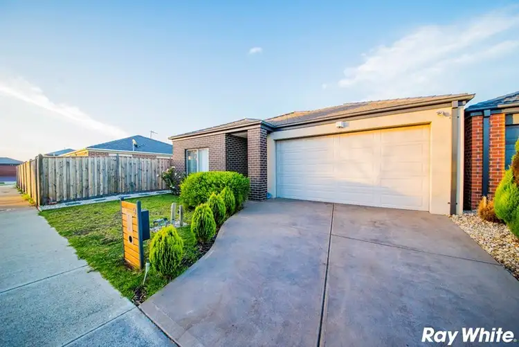 Second view of Homely house listing, 3 Scotch Lane, Cranbourne West VIC 3977