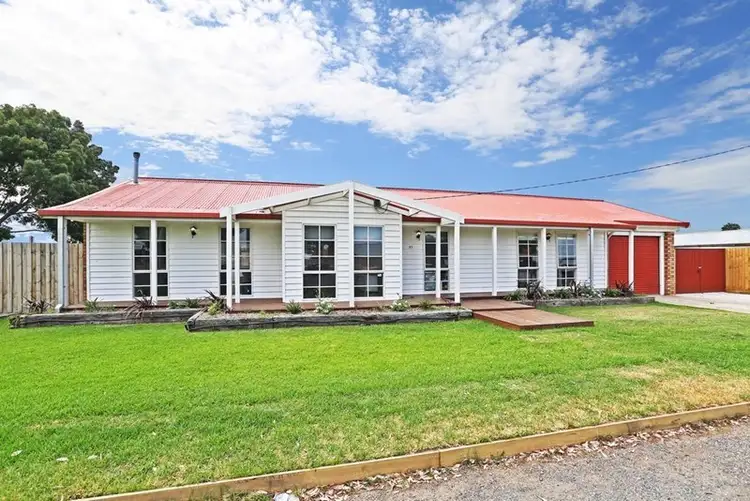 83 Forest Road South, Lara VIC 3212