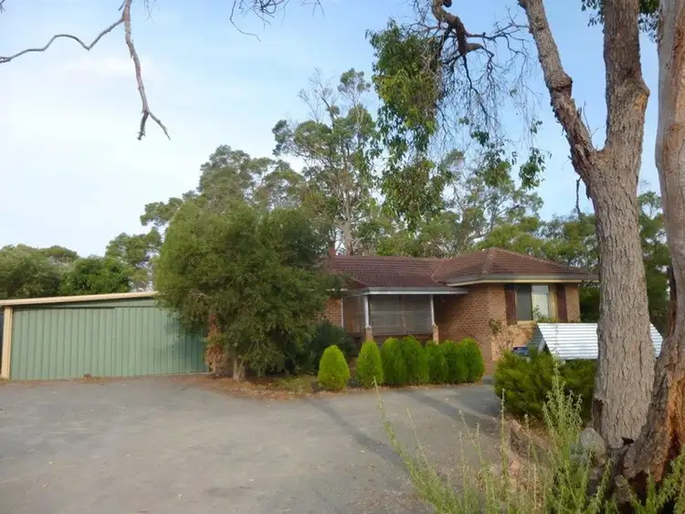 54 Deane Street, Mount Barker WA 6324