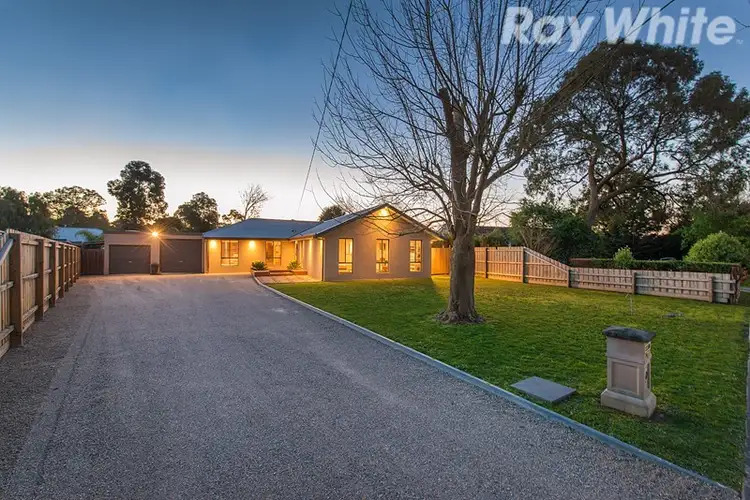 11 Blackburn Road, Mooroolbark VIC 3138