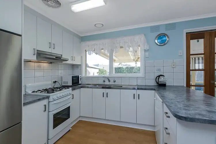 Second view of Homely house listing, 7 Pinnacle Court, Lalor VIC 3075