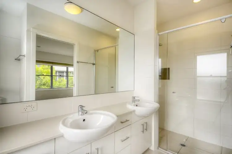 Seventh view of Homely townhouse listing, 1 and 2/29 Cawthray Street, Biggera Waters QLD 4216