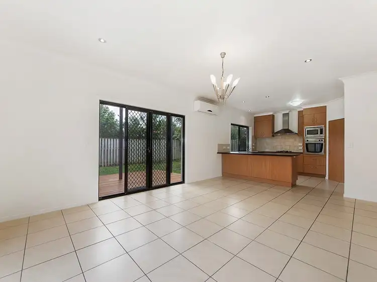 Fifth view of Homely house listing, 8 Ontario Court, Oxenford QLD 4210