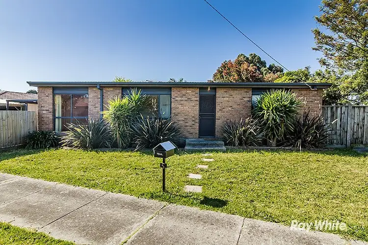 5 Roberts Road, Cranbourne VIC 3977