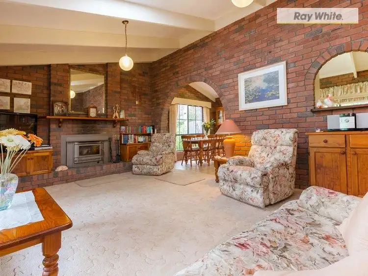 Second view of Homely house listing, 10 Glendale Grove, Mccrae VIC 3938