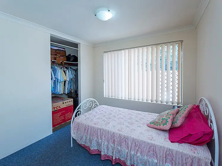 Fifth view of Homely house listing, 8/4-6 Beverley Road, Cloverdale WA 6105