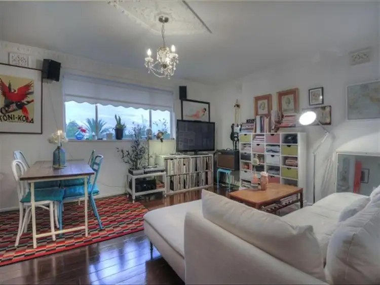 Second view of Homely unit listing, 4/15 Park Avenue, Preston VIC 3072