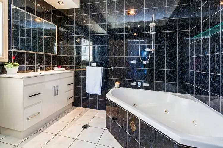 Seventh view of Homely house listing, 4 Vermeer Close, Mackenzie QLD 4156