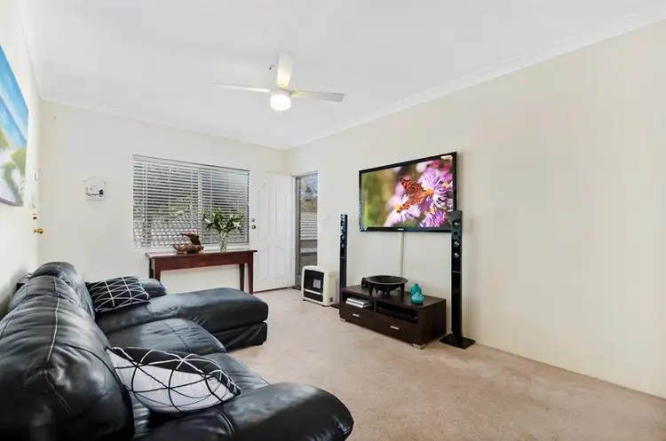 4/4 Gray Street, Woonona NSW 2517