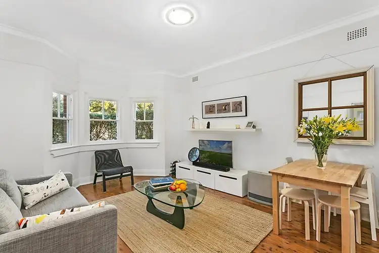 2/26 Hipwood Street, North Sydney NSW 2060