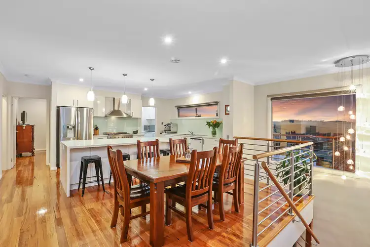 37 Swanbourne Avenue, Highton VIC 3216