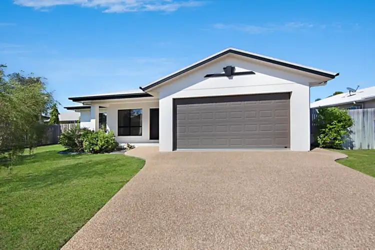 4 Rokeby Court, Bushland Beach QLD 4818