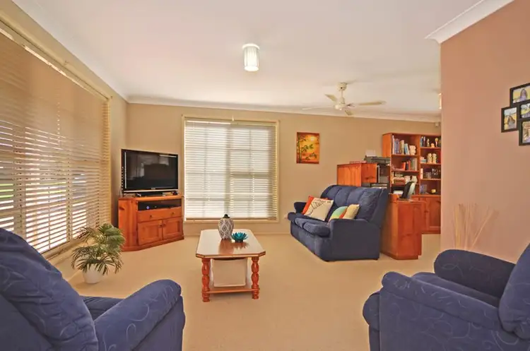 Second view of Homely house listing, 3 Amanda Place, Horsley NSW 2530