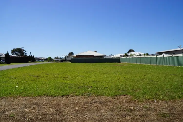 9 Dunheved Circuit, Dubbo NSW 2830