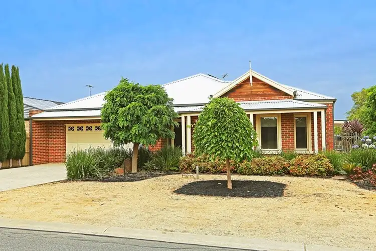 4 Nilaur Place, Lara VIC 3212