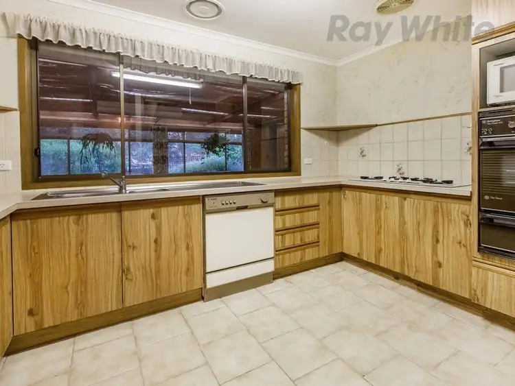 Third view of Homely house listing, 4 Yandiah Court, Frankston VIC 3199