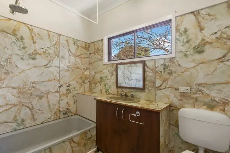 Sixth view of Homely house listing, 4 Don Court, Seymour VIC 3660
