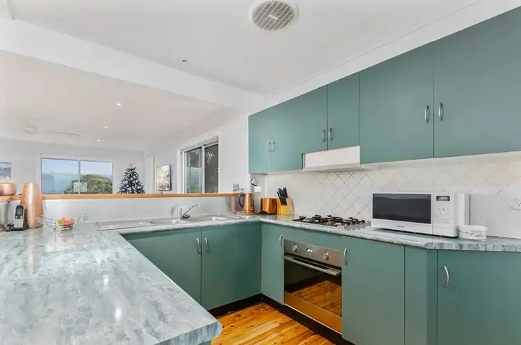 Fifth view of Homely house listing, 2 Fields Street, Kanahooka NSW 2530