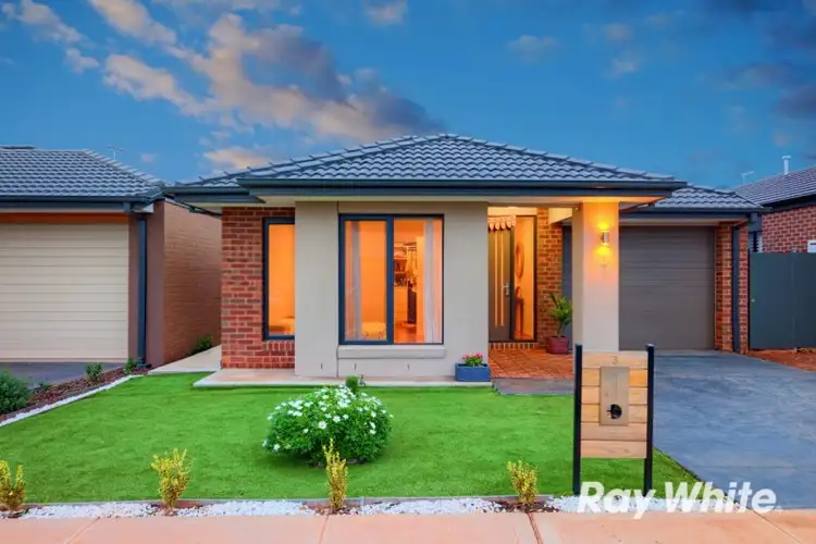 Second view of Homely house listing, 3 Echinacea Street, Truganina VIC 3029