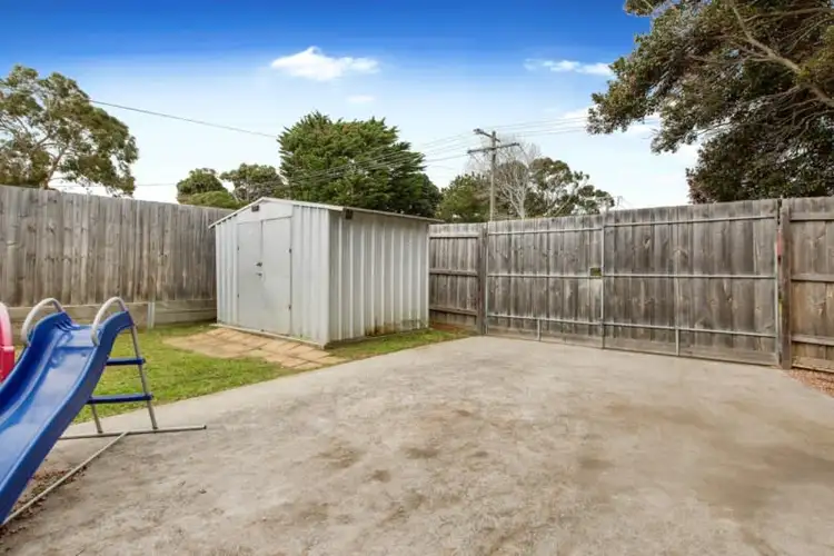 Seventh view of Homely house listing, 2 Feltham Court, Rosebud VIC 3939