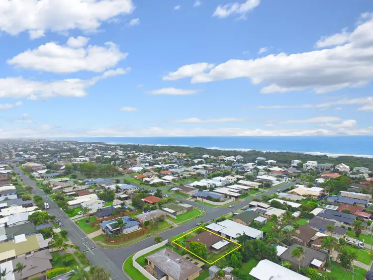 22 Napalle Street, Warana QLD 4575