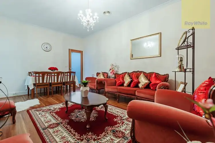 Seventh view of Homely house listing, 8 Woodgrove Street, Craigieburn VIC 3064