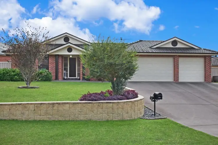 16 Tipperary Drive, Ashtonfield NSW 2323
