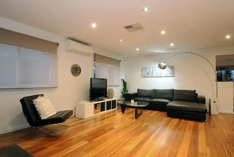 Second view of Homely house listing, 3 Irene Court, Chelsea VIC 3196