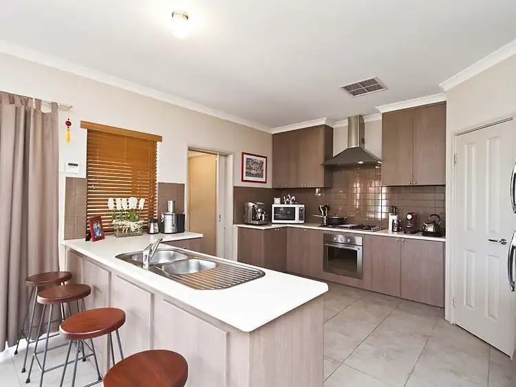 Second view of Homely house listing, 34 Ardea Way, Baldivis WA 6171