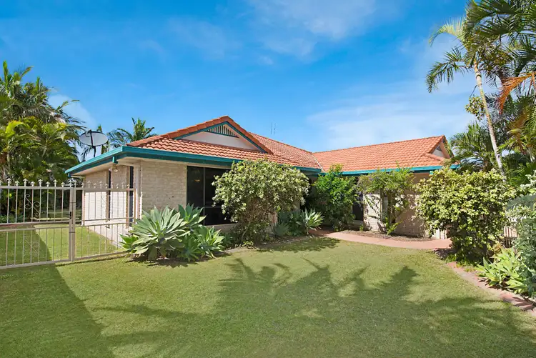 6 Investigator Place, Pelican Waters QLD 4551