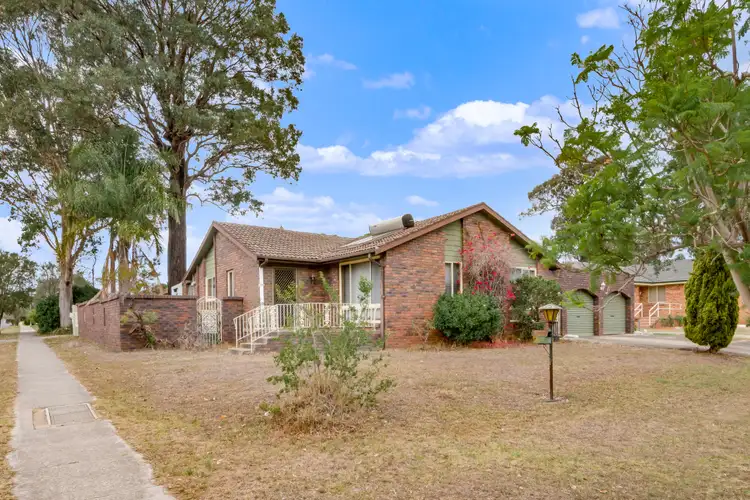 2 Moorhen Street, Ingleburn NSW 2565