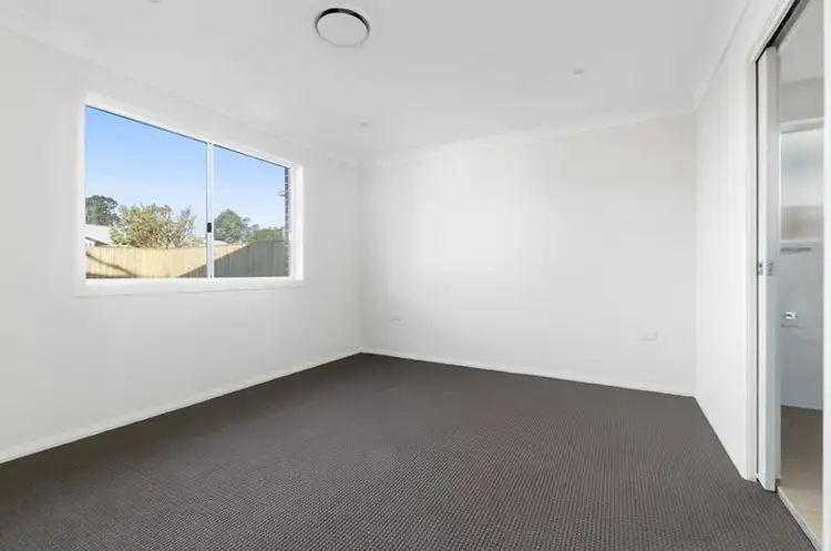 Fourth view of Homely house listing, 6 Cloverfield Place, Horsley NSW 2530