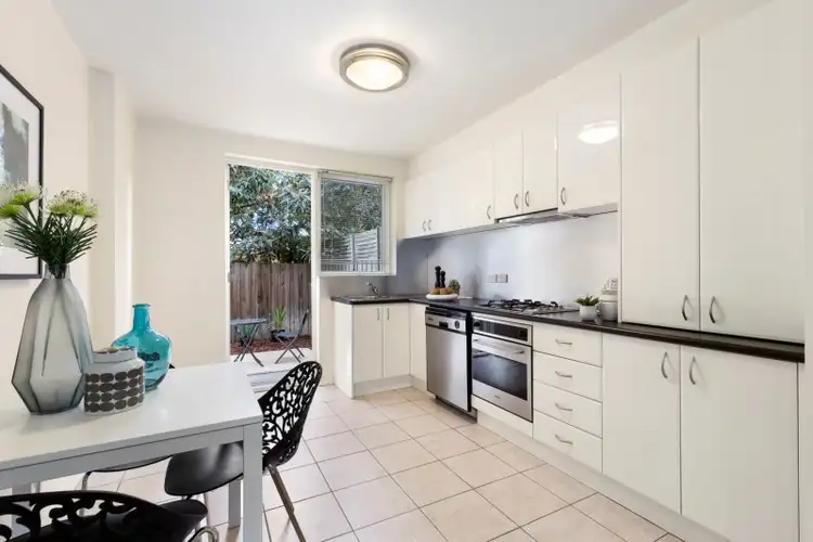 Second view of Homely unit listing, 1/167 Atherton Road, Oakleigh VIC 3166