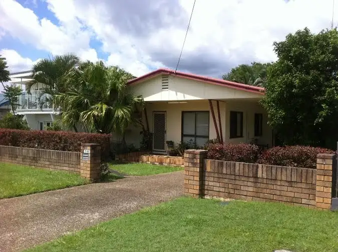 19 Yanderra Avenue, Arana Hills QLD 4054