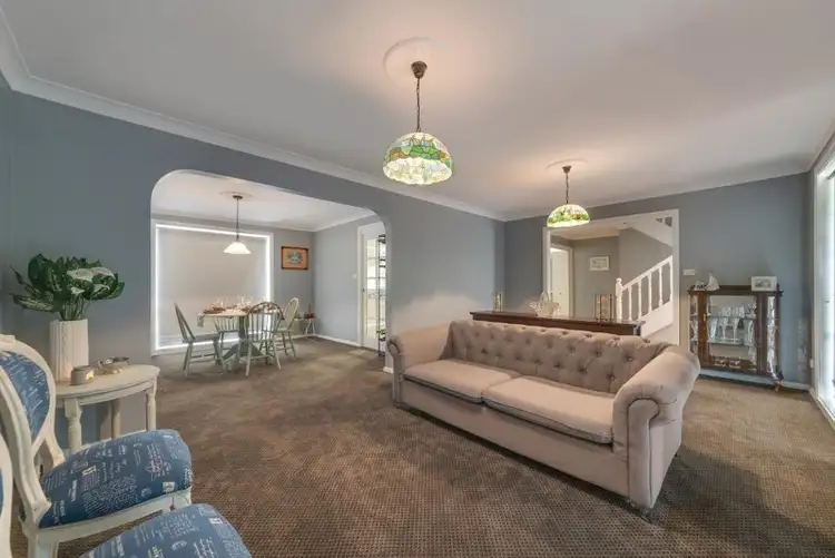 Second view of Homely house listing, 7 Yangtze Place, Kearns NSW 2558