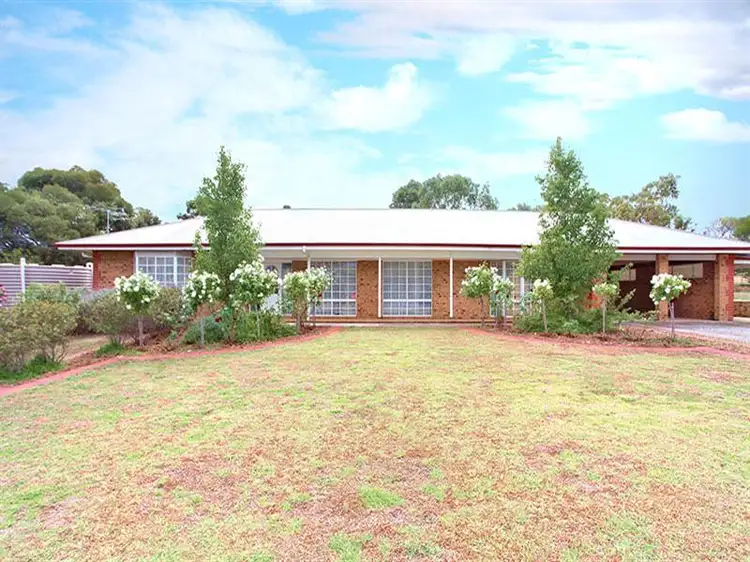 22 Blue Gum Court, Cockatoo Valley SA 5351