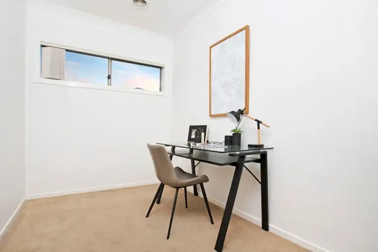 Seventh view of Homely house listing, 27 Kensley Circuit, Craigieburn VIC 3064