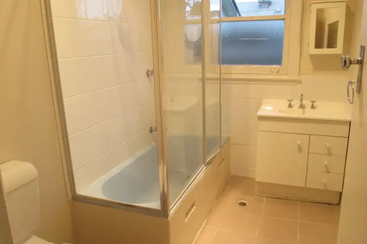Sixth view of Homely house listing, 1044 Baratta Street, North Albury NSW 2640