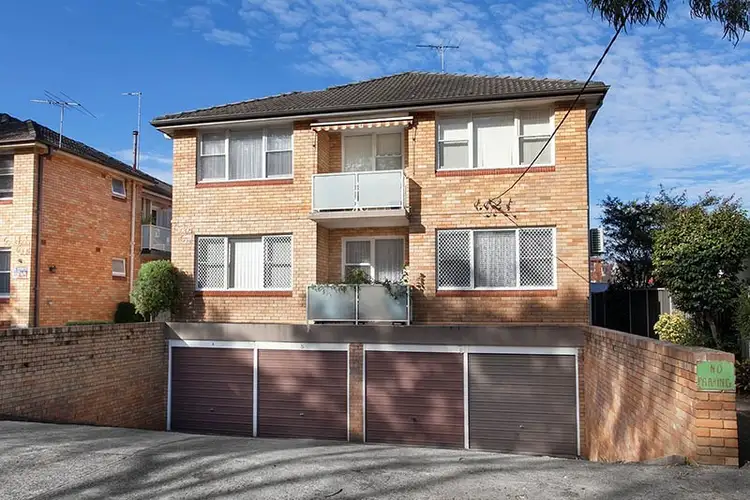 Main view of Homely apartment listing, 5/32 Hercules Road, Brighton-le-sands NSW 2216