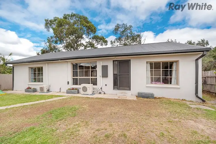 2/57 Moffat Street, St Albans VIC 3021