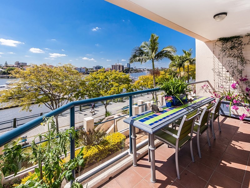 Second view of Homely apartment listing, 2 Goodwin Street, Kangaroo Point QLD 4169