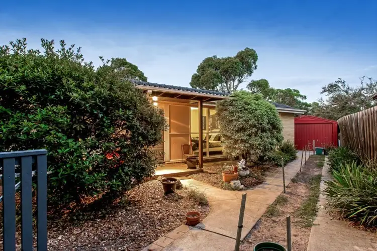 8 Frew Avenue, Frankston VIC 3199