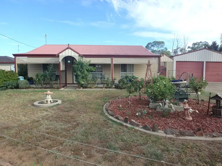 92A Kitchener Road, Temora NSW 2666