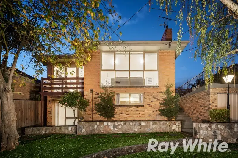 Main view of Homely house listing, 5 Ellen Court, Burwood VIC 3125