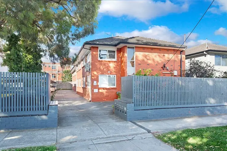 Main view of Homely apartment listing, 8/15 Rosstown Road, Carnegie VIC 3163
