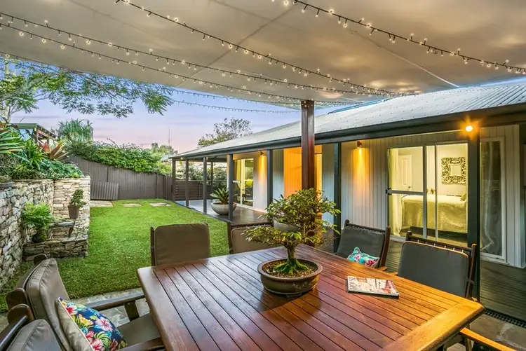 12 Larentia Street, Currumbin Waters QLD 4223