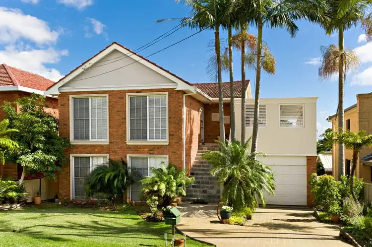 15 Fairs Avenue, Woolooware NSW 2230