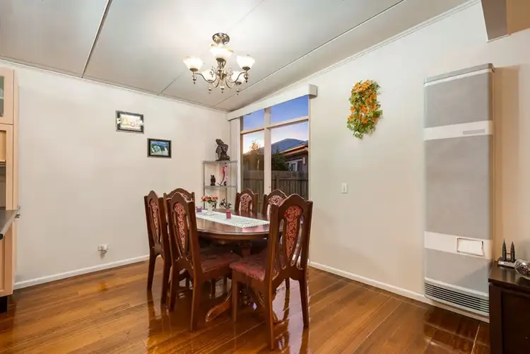 Seventh view of Homely house listing, 5 Wendy Court, Oakleigh South VIC 3167