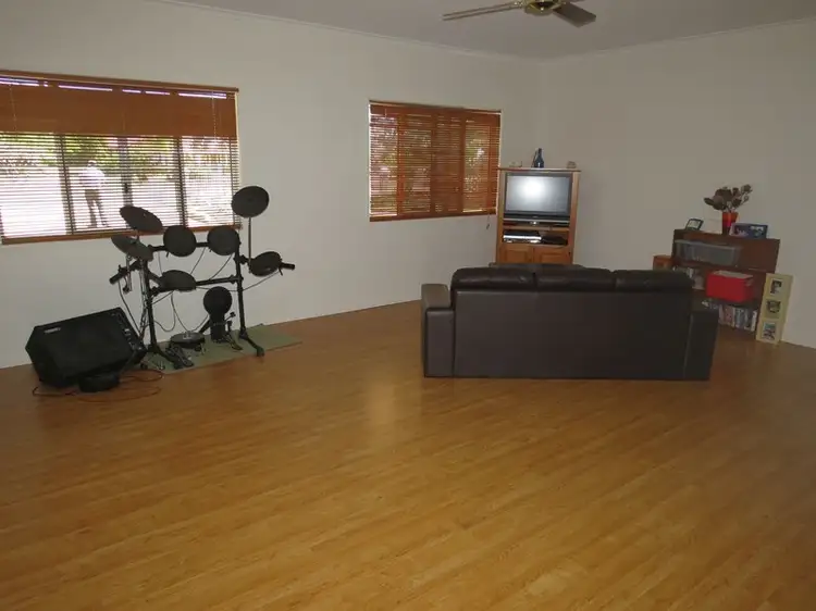 Fifth view of Homely house listing, 10 Cunningham Drive, Emerald QLD 4720