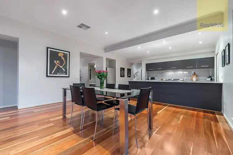 Fifth view of Homely house listing, 29 Thorngrove Avenue, Craigieburn VIC 3064